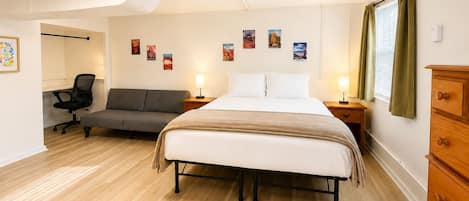 2 bedrooms, desk, iron/ironing board, WiFi (free)