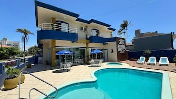 Façade de lâhĂ©bergement