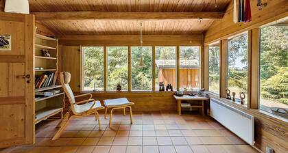 Classic summer house with Arresø view