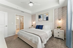 Comfort Apartment | Individually decorated, individually furnished, laptop workspace