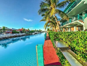 Photo non classée, 4 sur 48, bouton