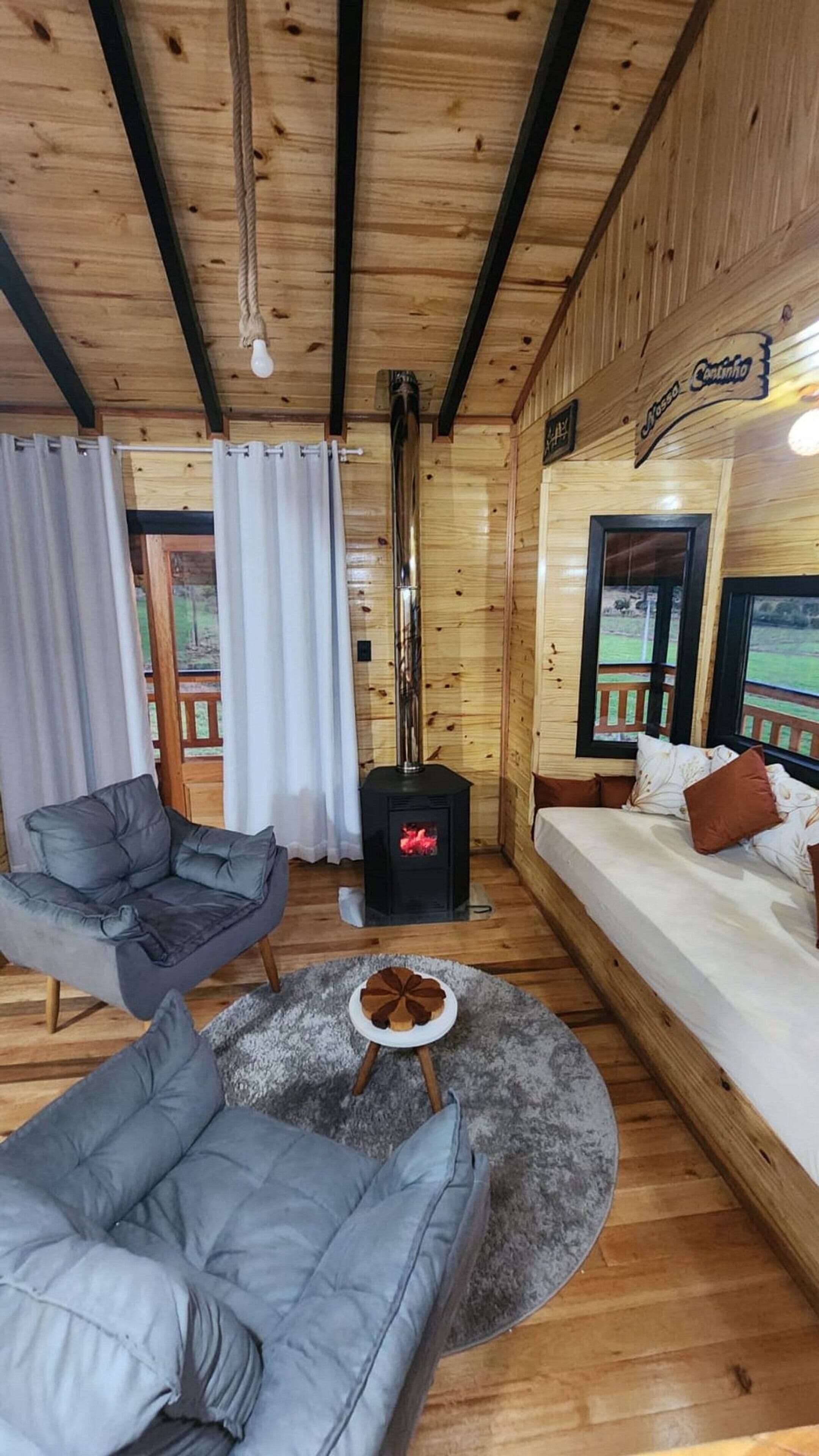 Cabana Rancho do Vale com Hidromassagem - Villa das Araucárias - Urubici - SC | Área de estar