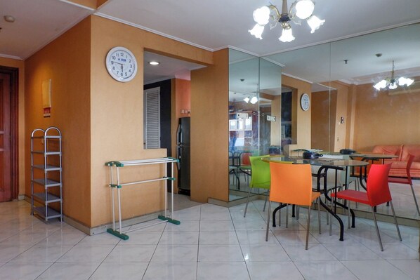In-room dining