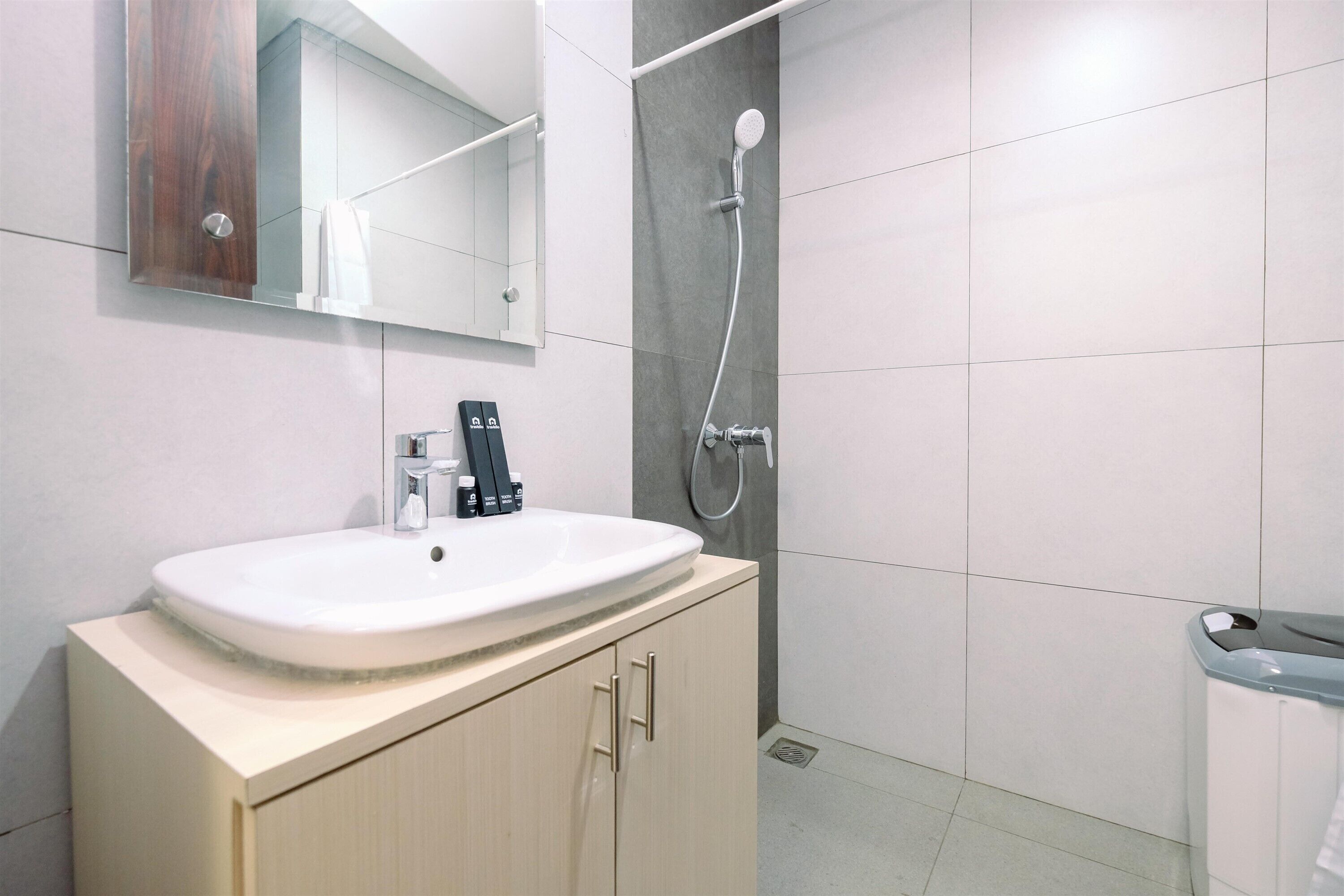 Standard-Apartment | Badezimmer