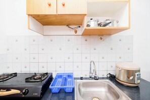 Standard-Apartment | Eigene Küche | Kochgeschirr/Geschirr/Besteck