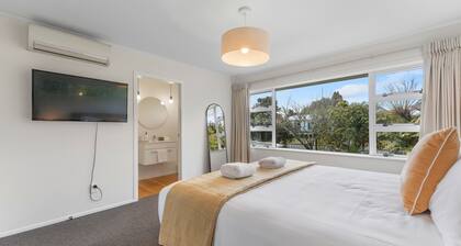 The Huia Nest - Rotorua