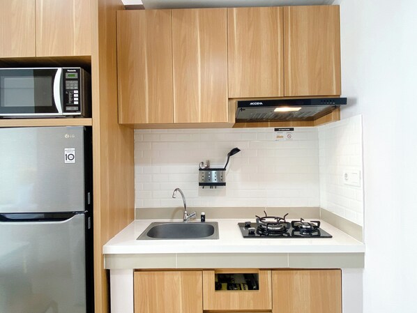 Appartamento Standard | Cucina privata | Pentole/stoviglie/utensili