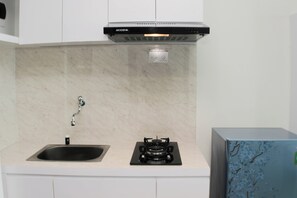 Appartement Standard | Cuisine privée | Batterie de cuisine, vaisselle et ustensiles