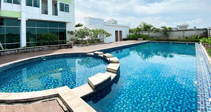 Cozy And Comfort Living Studio At Enviro Apartment