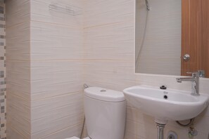 Apartemen Standar | Kamar mandi