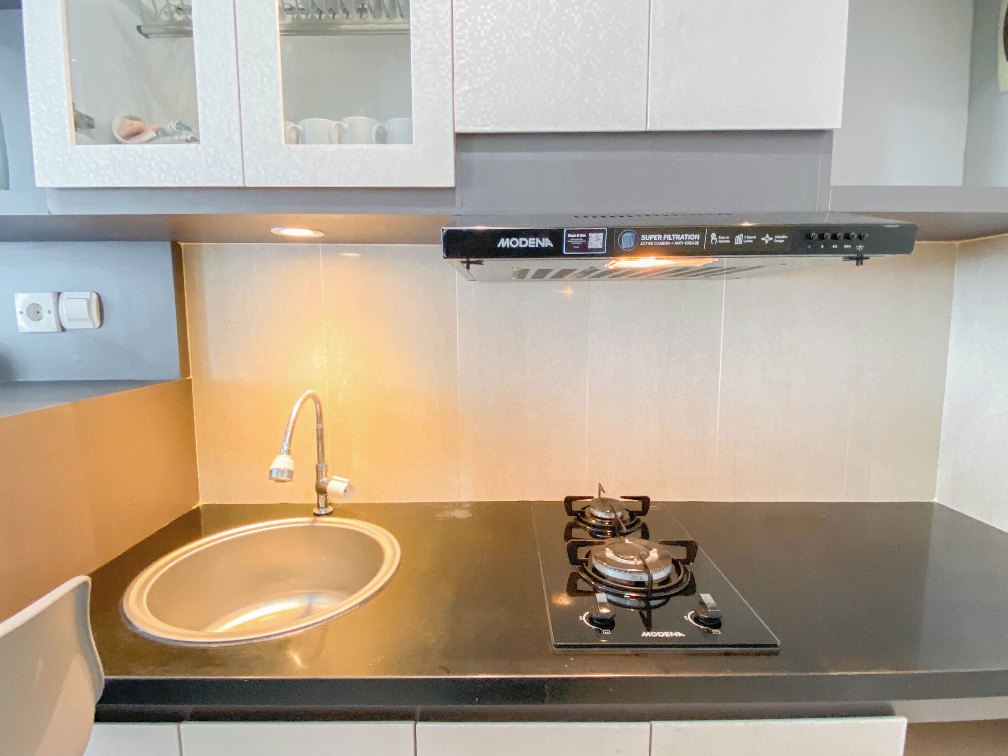 Standard Apartment | Private kitchen | Cookware/dishes/utensils