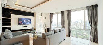 Spacious Luxury 2Br Apartment With Extra Room At Fx Residence