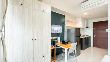 Standard-Apartment | Eigene Küche | Kochgeschirr/Geschirr/Besteck