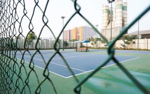 Tennis court - Urban Minimalist Studio At West Vista Apartment (Jakarta)