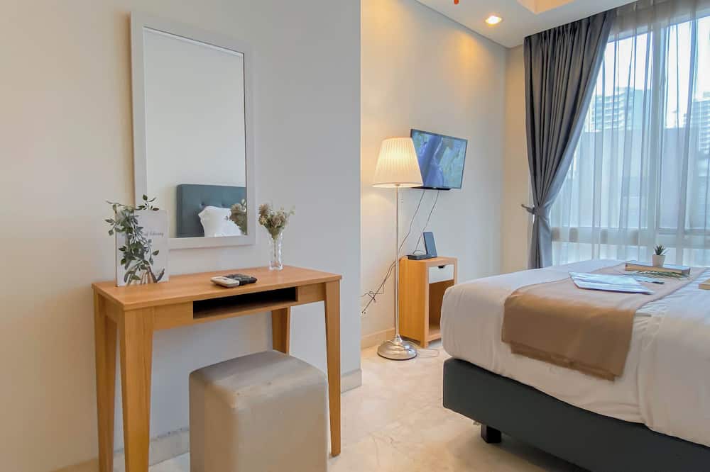 Strategic 2Br Apartment With Private Lift At Masterpiece The Epicentrum Kuningan