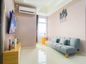 Standard Apartment | Living area