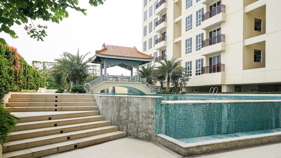 Boho Touch 2Br Apartment With Extra Room At Lucky Tower Residence