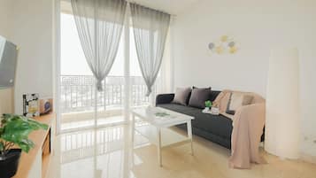 Standard Apartment | Living area