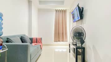 Standard Apartment | Living area