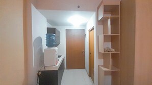 Gambar tidak terklasifikasi, 4 dari 17, tombol