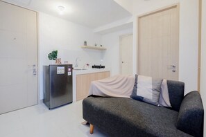 Standard Apartment | Living area