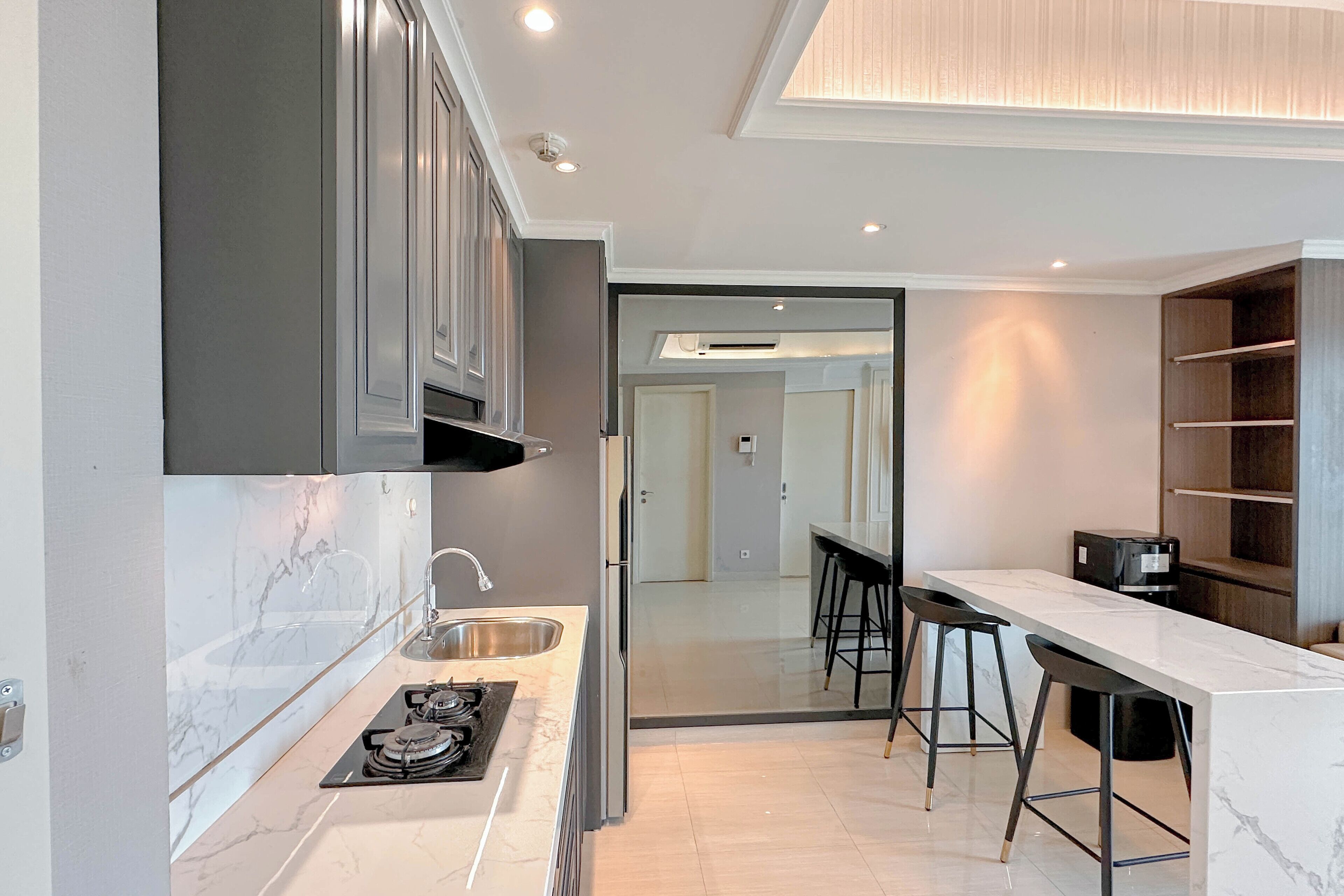 Apartemen Deluks | Dapur pribadi | Peralatan masak/sendok-piring