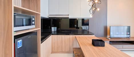 Deluxe Apartment | In-room dining