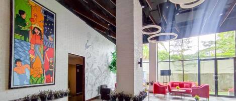 المنشأة من الخارج