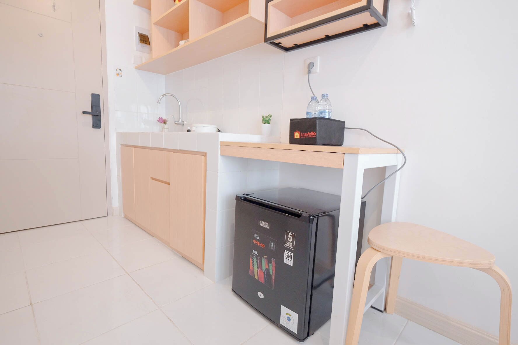 Apartamento luxo | Cozinha privada | Talheres/pratos/utensílios de cozinha