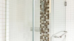 Departamento Deluxe | Baño | Regadera 
