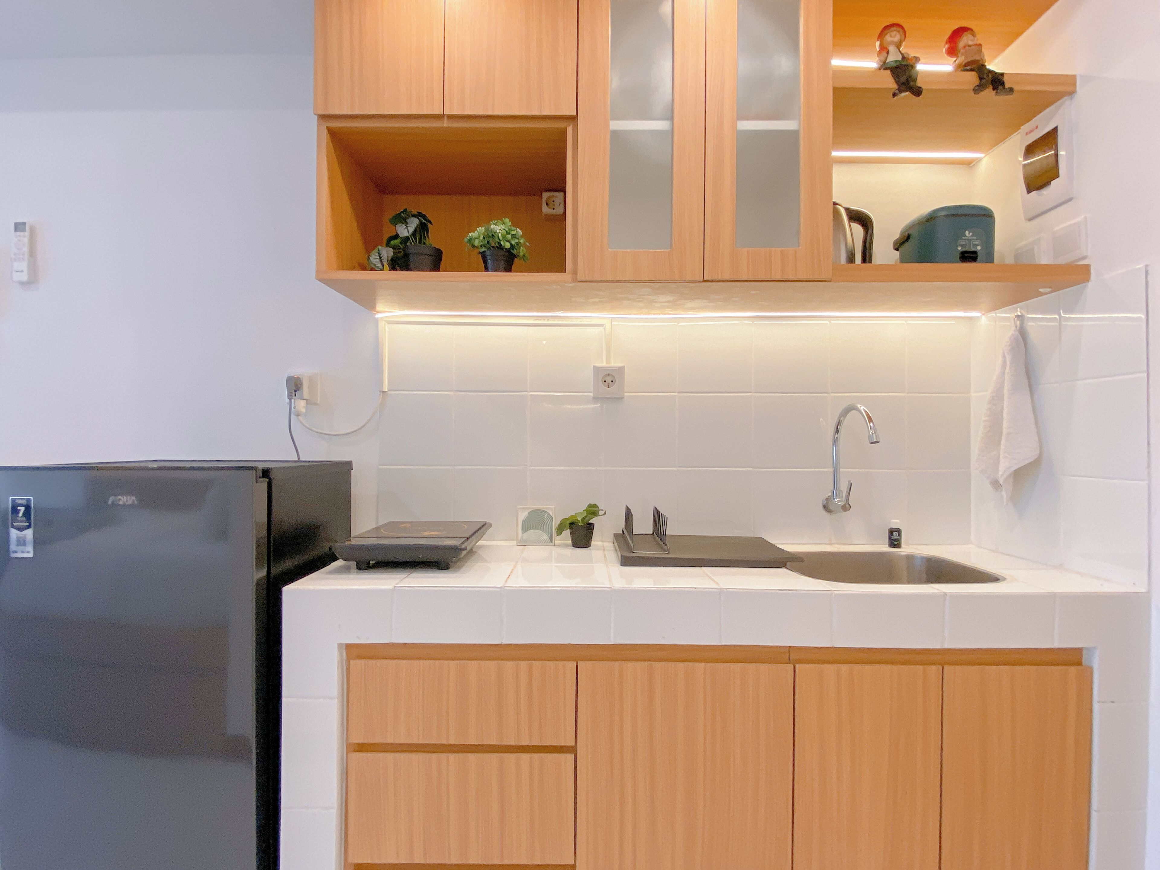 Standard Apartment | Private kitchen | Cookware/dishes/utensils
