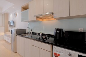 华丽公寓 | 私人厨房 | 冰箱、微波炉、炉灶、厨具/餐具