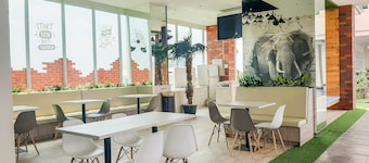 Bright Studio Room Apartment At B Residence