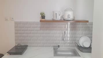 Standard-Apartment | Eigene Küche | Kochgeschirr/Geschirr/Besteck