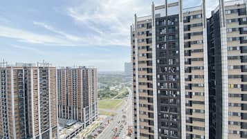 Deluxe Apartment | City view