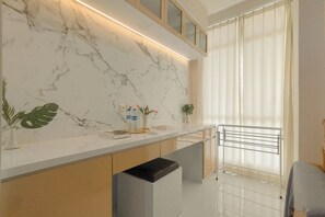 Interior - 2Br Near Iph School At Bale Hinggil Apartment (Surabaya)