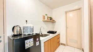 Deluxe-Apartment | Eigene Küche | Kühlschrank, Herdplatte, Kochgeschirr/Geschirr/Besteck