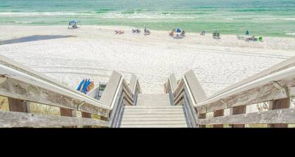 30A Cozy Getaway - Steps to Sand!