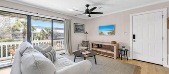 30A Cozy Getaway - Steps to Sand!