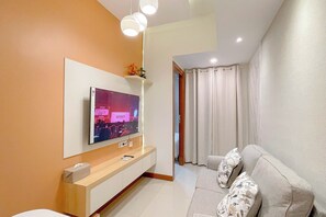 Deluxe Apartment | Living area