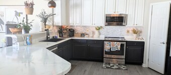 -NEW- Beautiful, Cozy & stylish home with office-for your family! Pet Friendly!