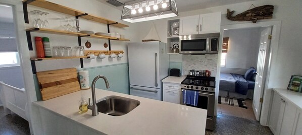 Microwave, oven, stovetop, dishwasher