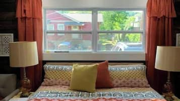1 bedroom, internet, bed sheets