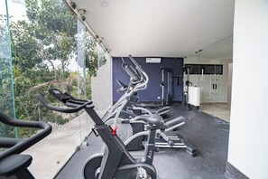 Fitness facility - Breathtaking 2BR Penthouse Private Pool close to Beach, with gym and amenities (Tulum)