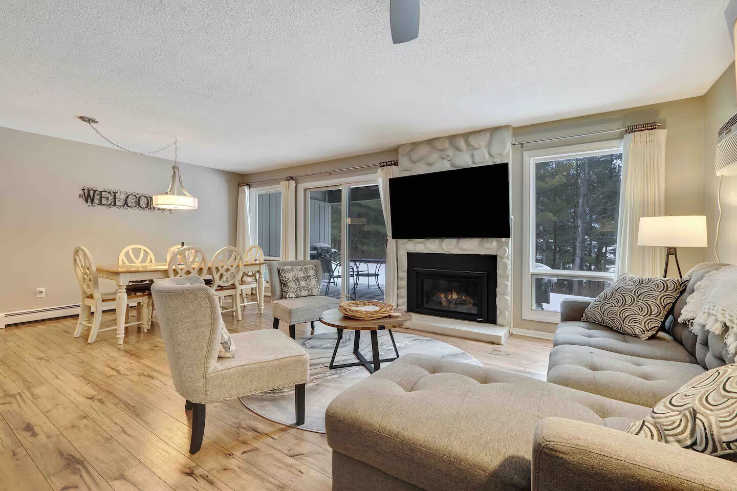 智能電視、壁爐