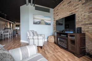 Smart TV - Loft-Style Condo with Balcony, Rooftop Deck & Waterfront Views! (Grand Haven)