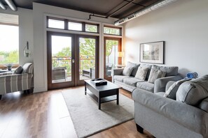 Smart TV - Loft-Style Condo with Balcony, Rooftop Deck & Waterfront Views! (Grand Haven)