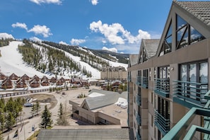 Exterior - Ski in/out + Hot Tub + Pool at Shoshone | Aurora Summit Chalet (Big Sky)