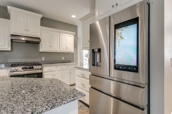 Oven, stovetop, dishwasher