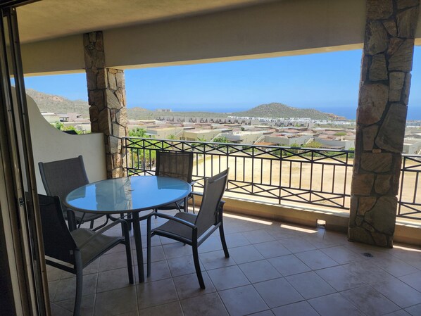 Apartamento familiar, vistas al mar | Terraza o patio